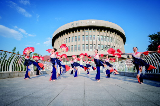 鑫旺资管 解锁济南市历城二中“勤志育人”的教育密码
