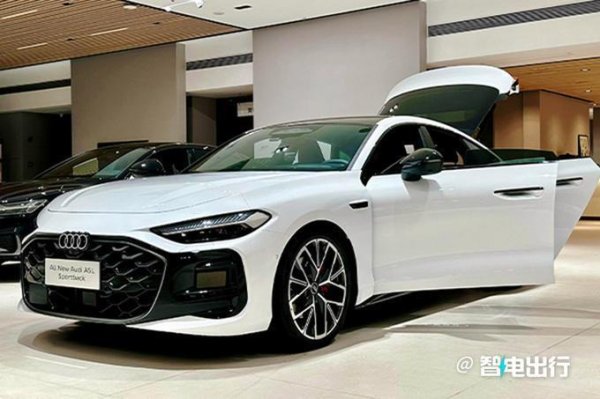大牛配资 探店上汽奥迪：A5L Sportback实车，比图片漂亮多了