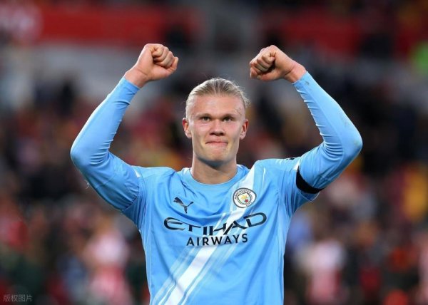 新宝策略 比利亚雷亚尔0-2曼城, 赛后评分: 不是哈兰德第一, 黄潜艇1号第一